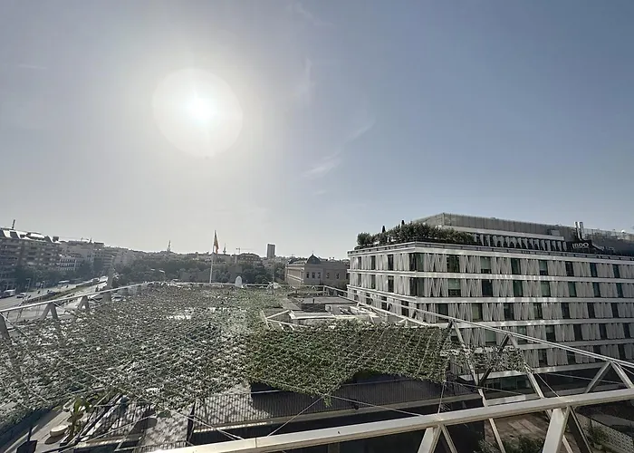 Urbantec Realty - Plaza de Colón